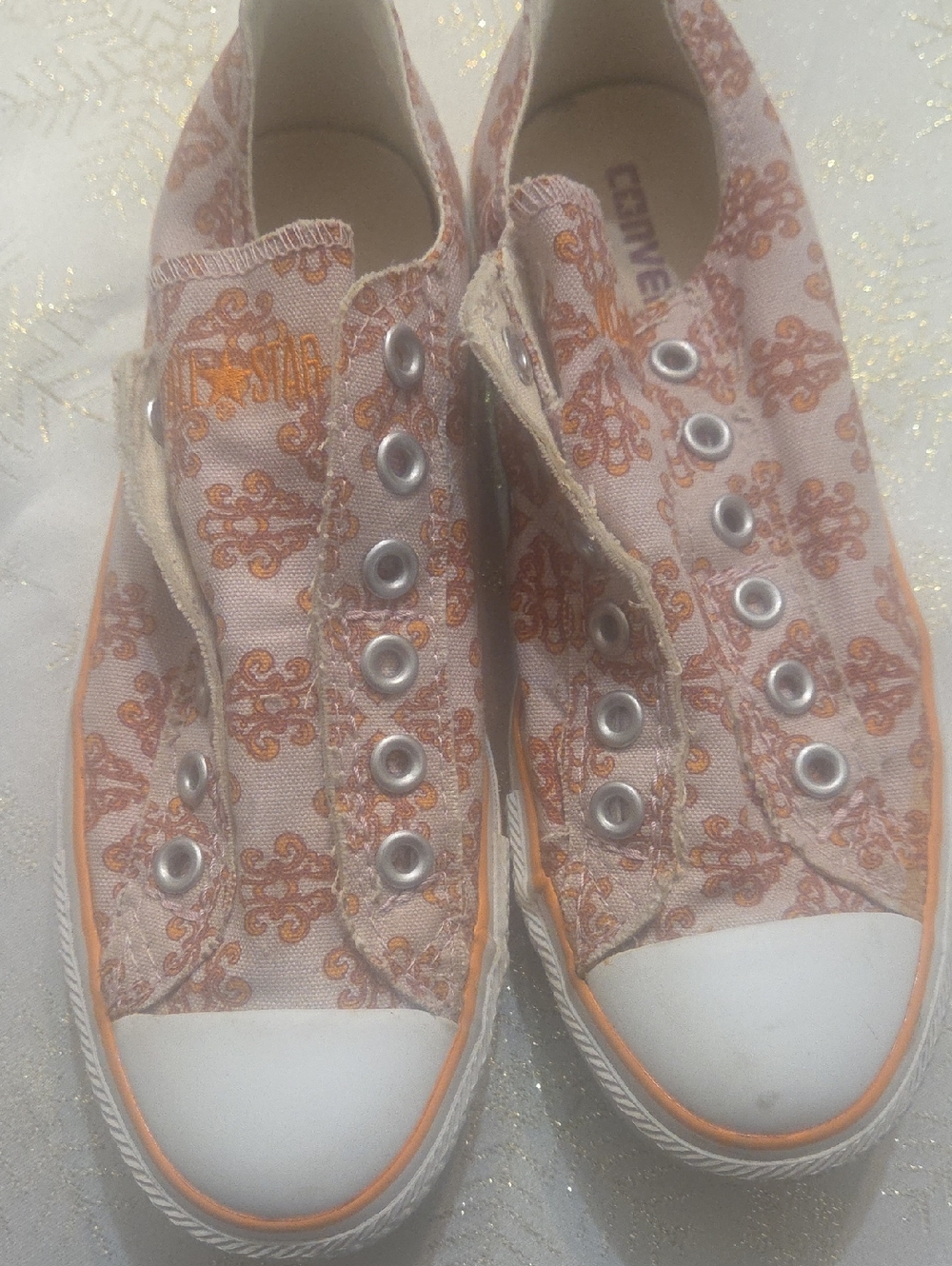 Converse ALL*STAR Peach-Patterned Slip-On Canvas Sneakers